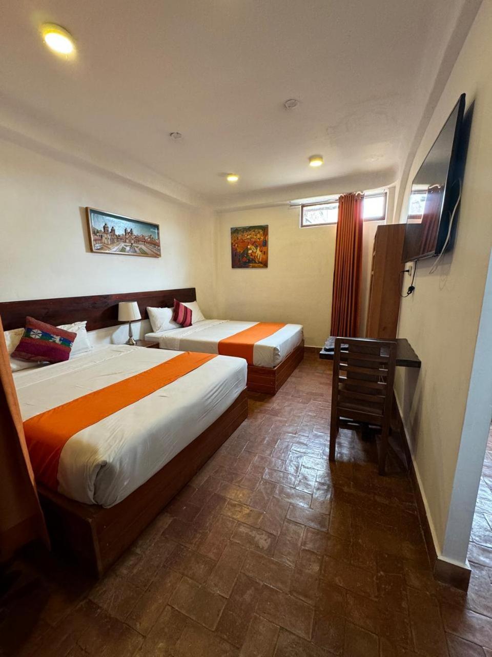 Waman Qorikancha Hotel Cusco Bagian luar foto